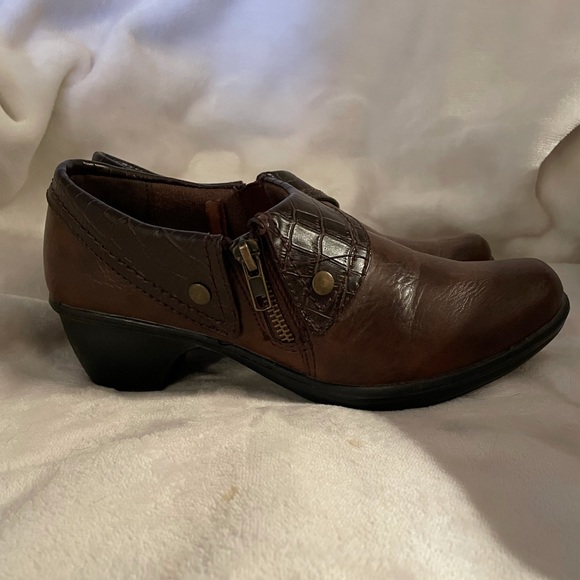 Sbicca of California Brady Ankle Booties - Picture 5 of 9